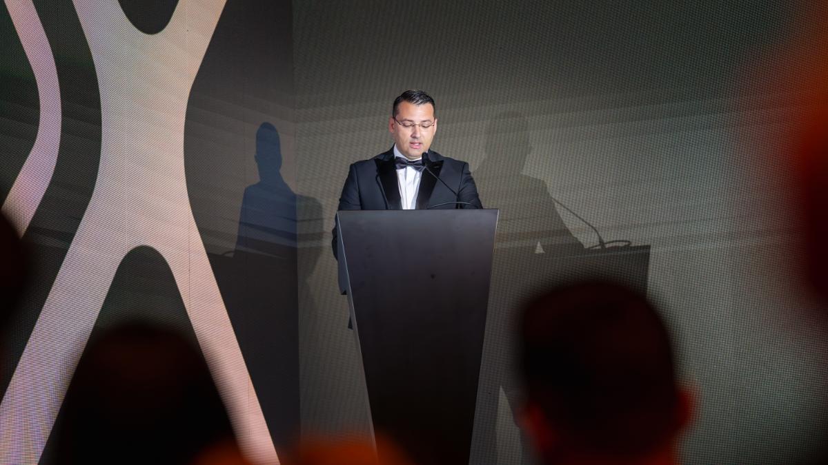 _DSC4745-Enhanced-NR